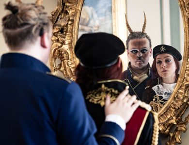Together, Apart: Dyadic Play in Larp