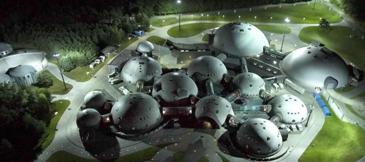 Playing First Contact in Eclipse, a Spectacular 3-day Sci-Fi Larp